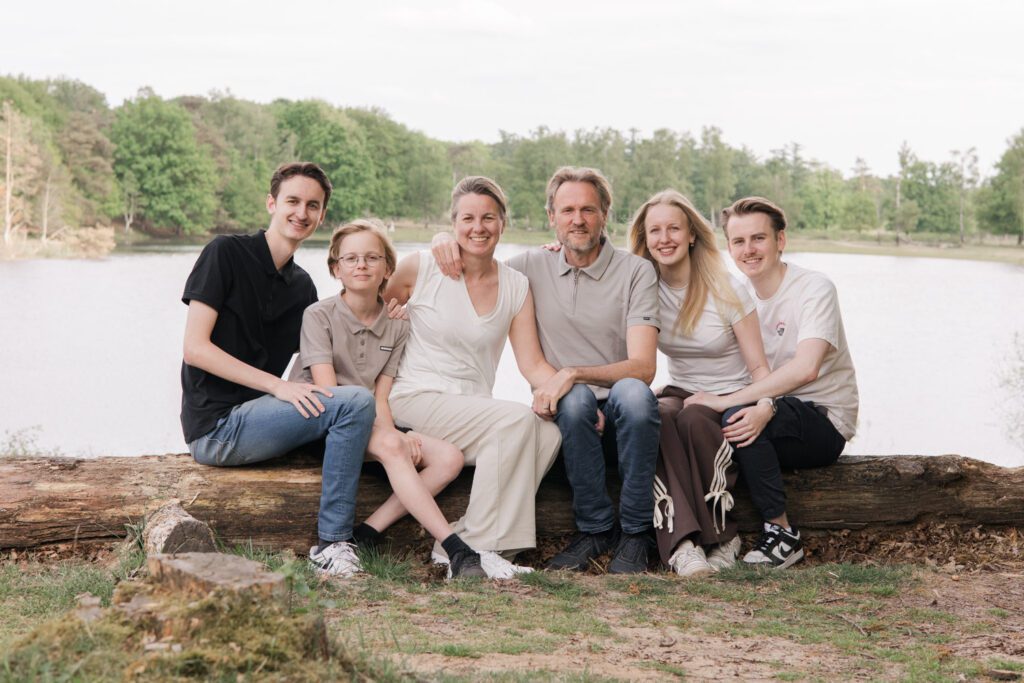 Geszinsfotoshoot buiten Tilburg Irene Maris Fotografie